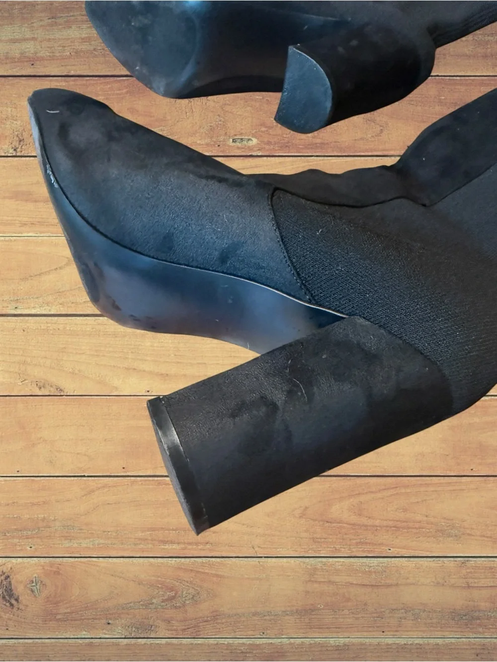 Forever 21 women’s over-the-knee stretch boots